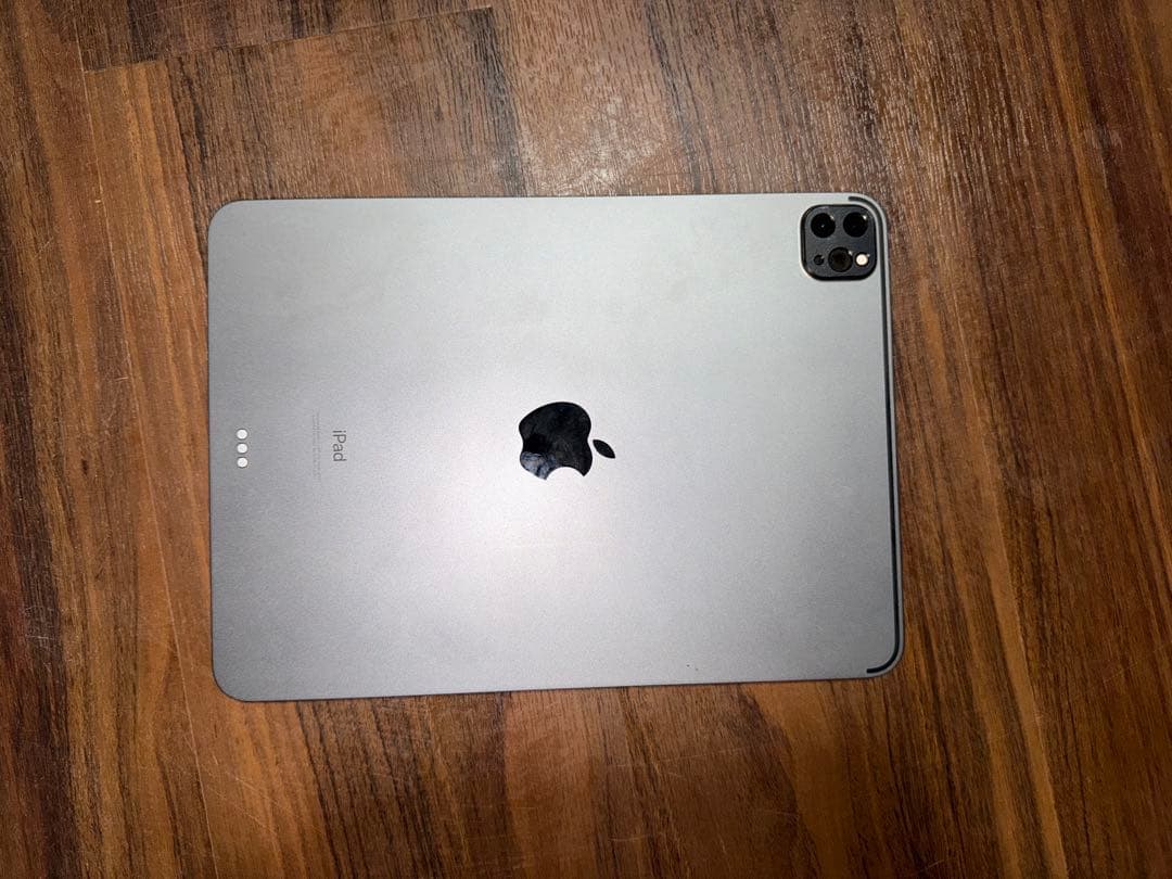 M1iPadPro128GB Wi-Fi純正MagicKeyboadセット