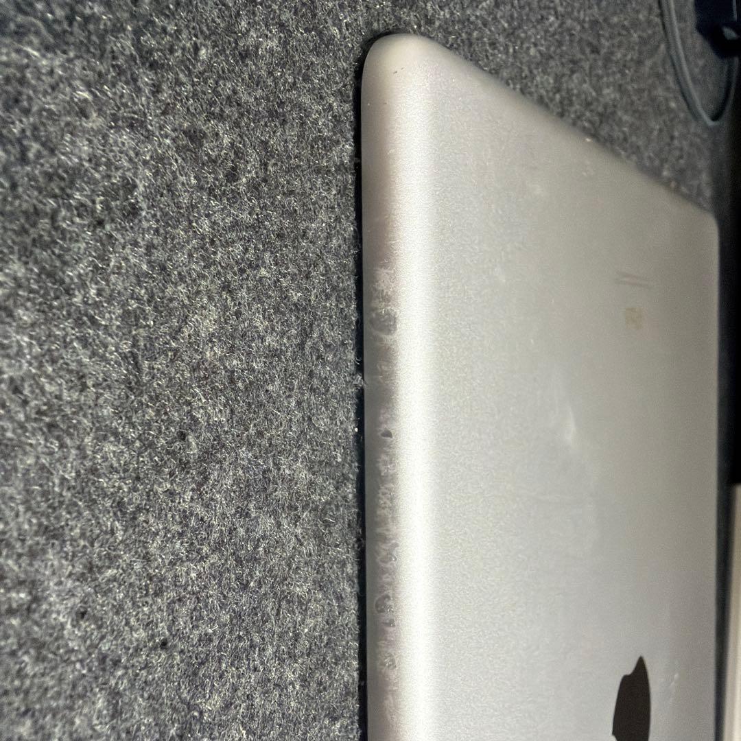 iPad9世代無印256GBシルバー WiFiモデル simフリー