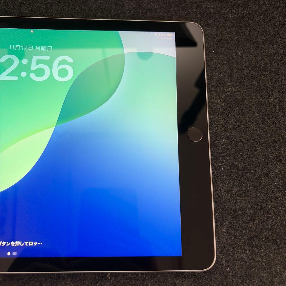 iPad9世代無印256GBシルバー WiFiモデル simフリー