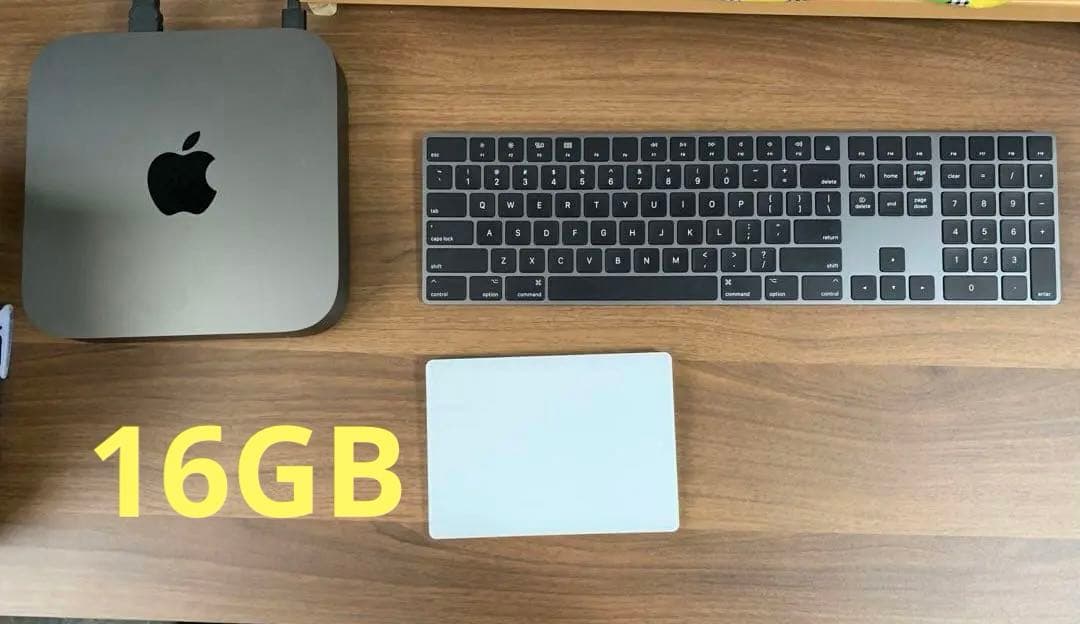 Mac mini メモリ16GB USテンキーキーボード　トラックパッド付き