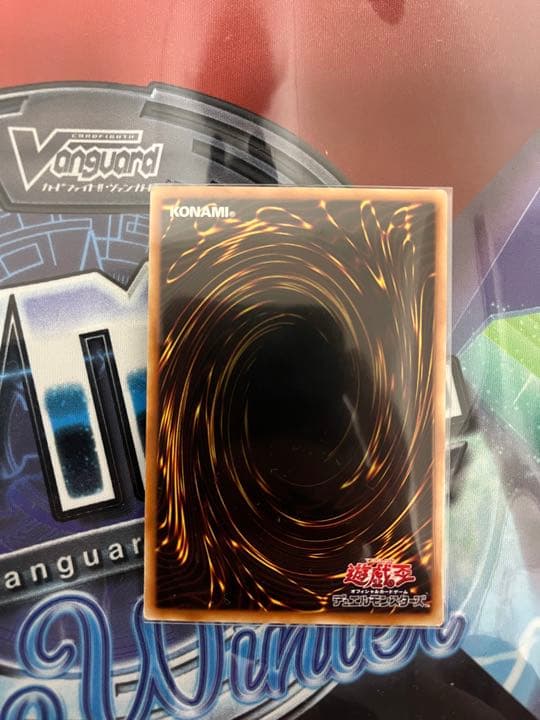 遊戯王　灼熱の火霊使いヒータ　20thシークレットレア　アジア版