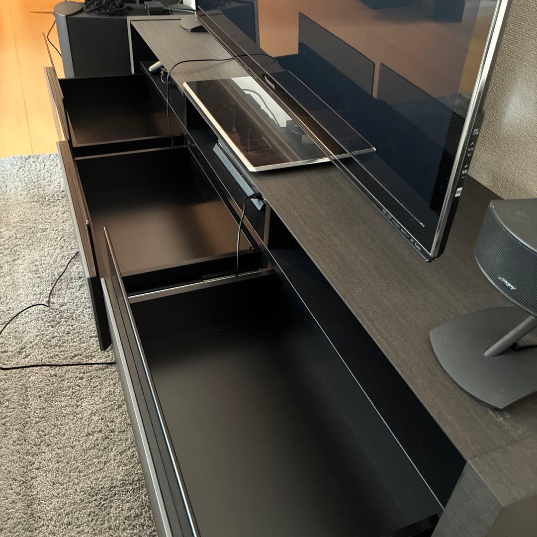 ニトリ製テレビボード　ロータイプ　壁掛け金具付き