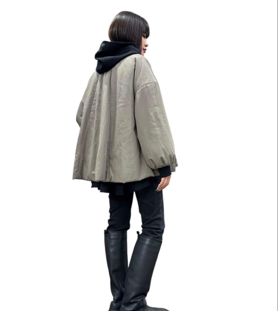 中綿フレアコート・グレイッシュピンク