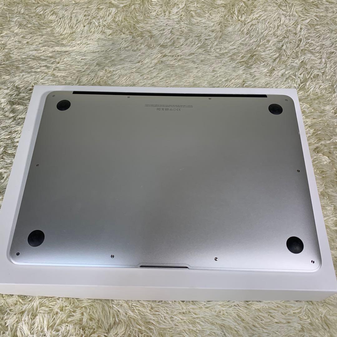 MacBook本体 Apple MacBook Air 13-inch 2015 A1466 i5