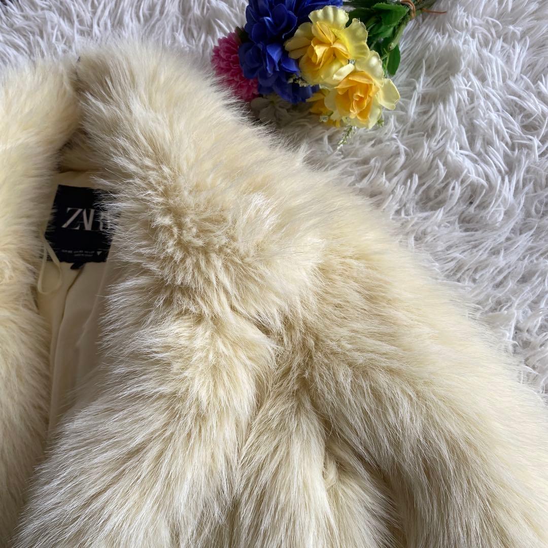 zara ファーコート　ショートコート