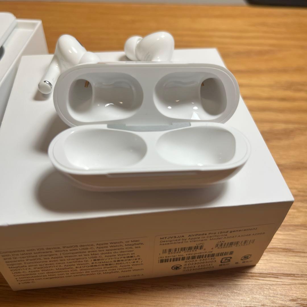 Apple AirPods Pro2 USB-C イヤホン付属品未使用 美品