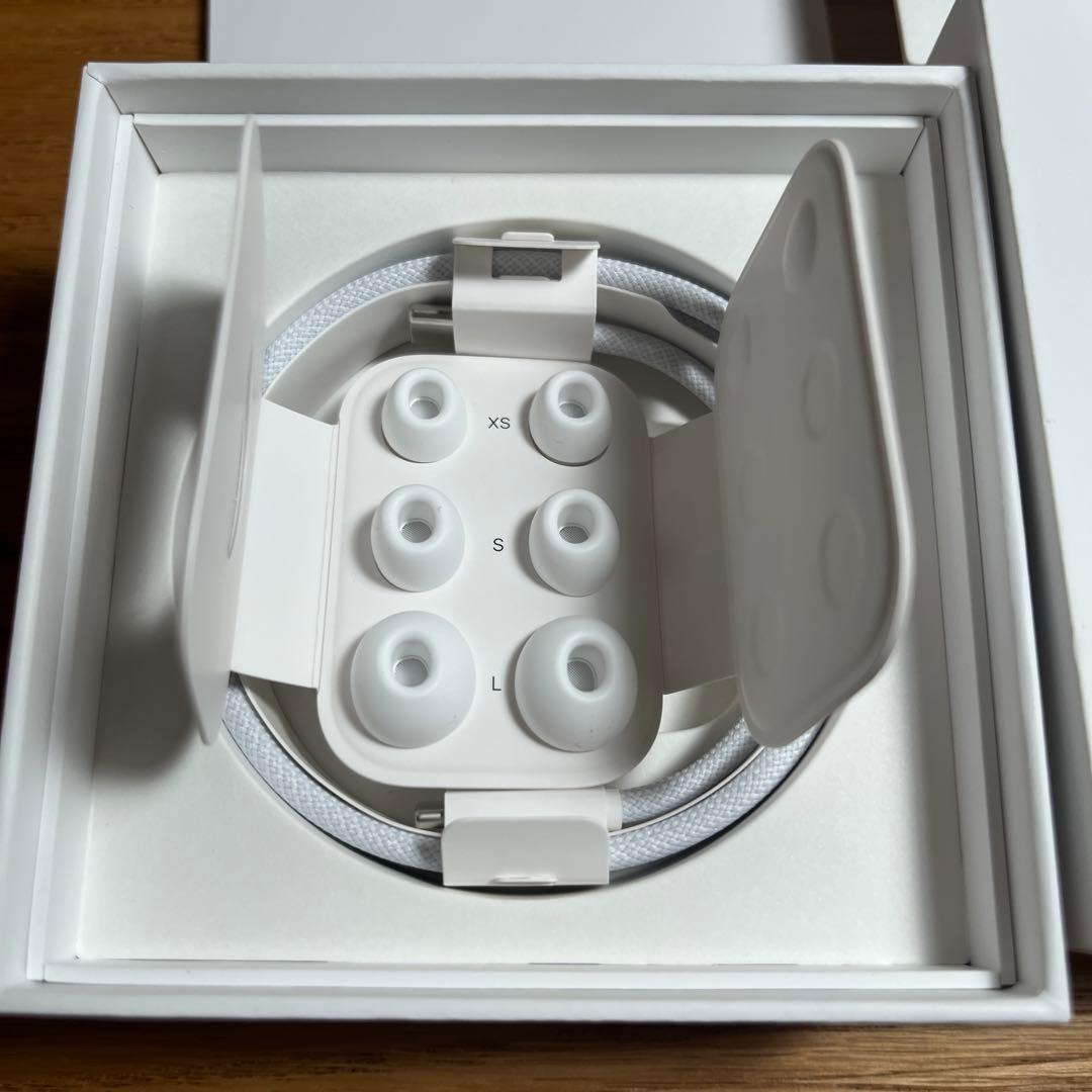 Apple AirPods Pro2 USB-C イヤホン付属品未使用 美品