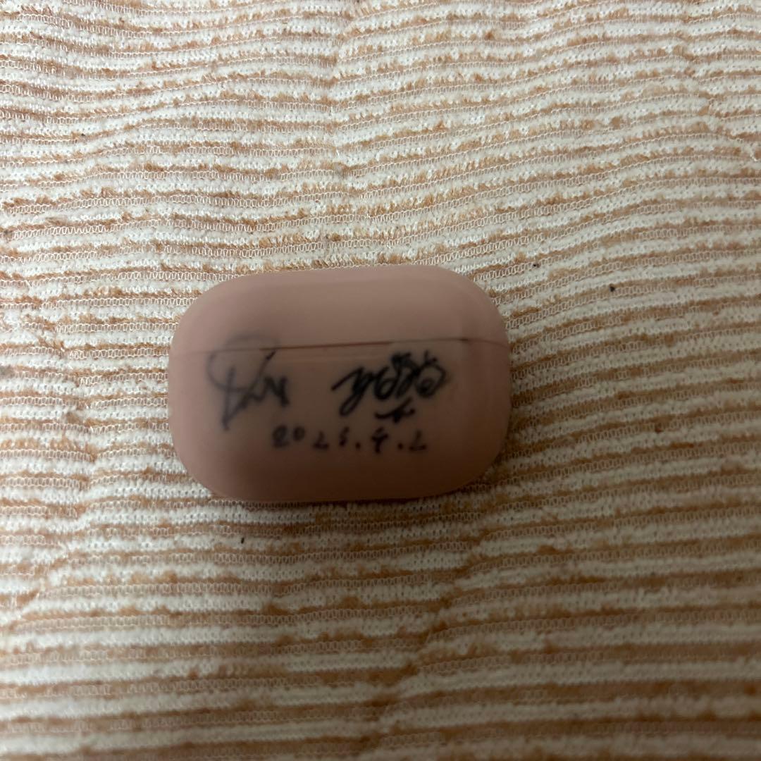 supabo. サイン入り ピンク ワイヤレスイヤホン