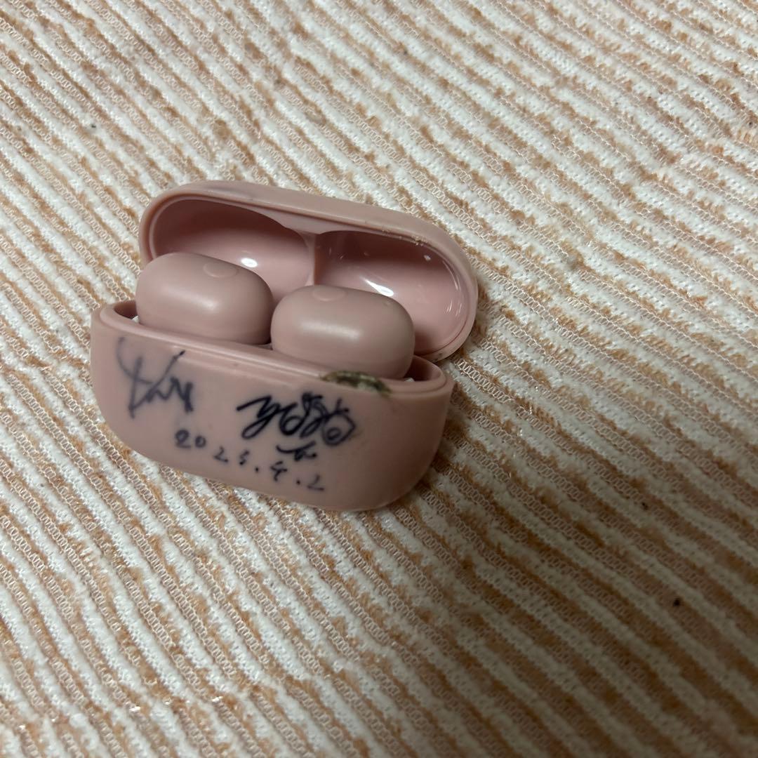 supabo. サイン入り ピンク ワイヤレスイヤホン
