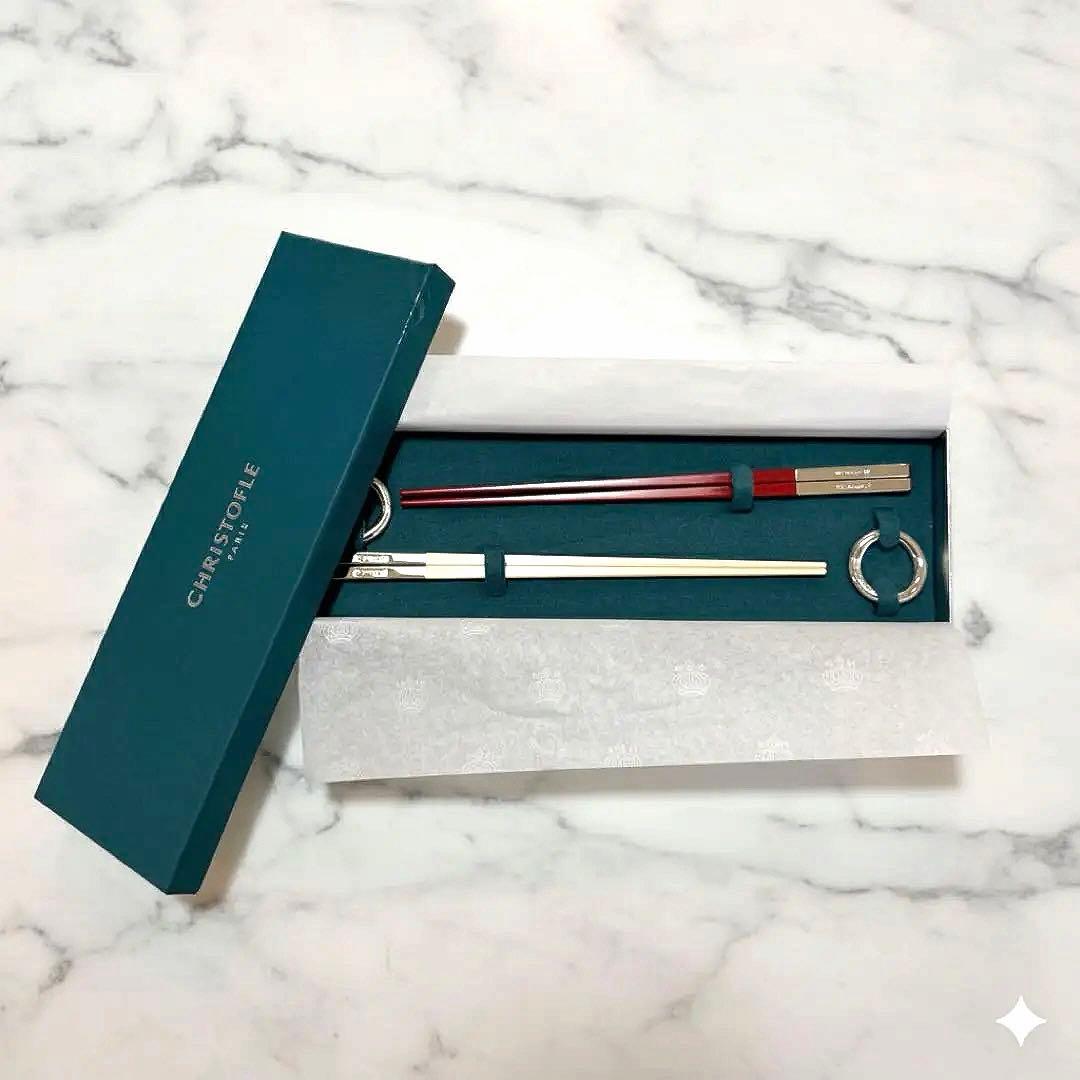 【新品未使用】CHRISTOFLE 箸 赤白 2本 箸置きセット