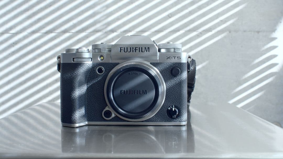 FUJIFILM X-T5 シルバー 23mmF1.4Rレンズセット