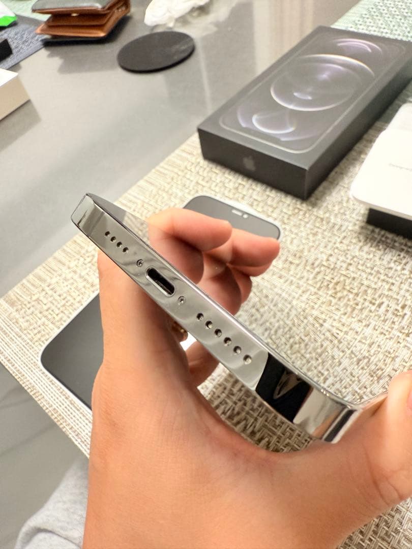 iphone 12 pro max 256gb simフリー