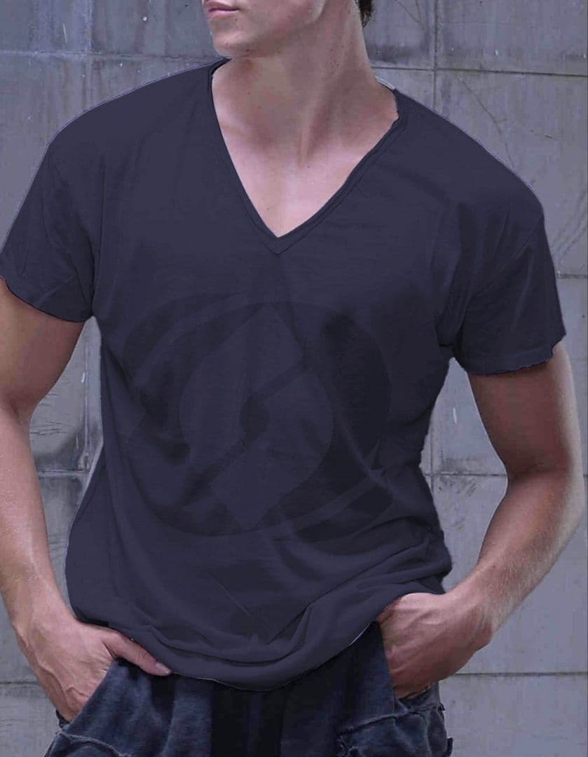 サルセーションウェア新作ＶTシャツダークブラウン色Мサイズ未開封品