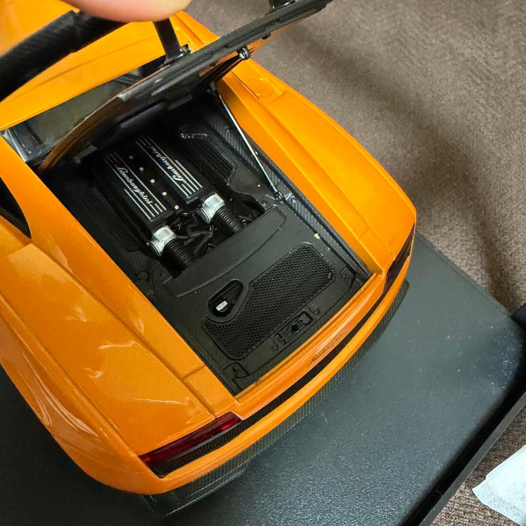 ハチハチAUTOart Lamborghini Gallardo
