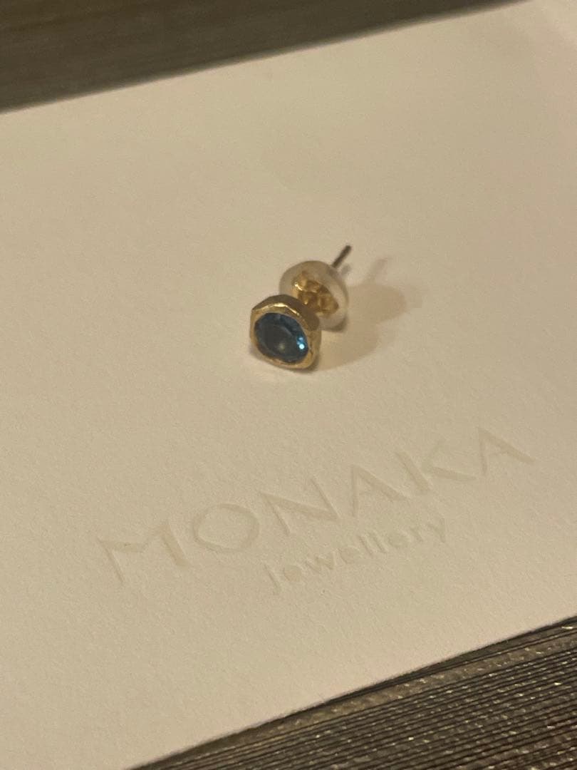 新品同様！MONAKA jwellery モナカジュエリー ポストピアス 片耳用