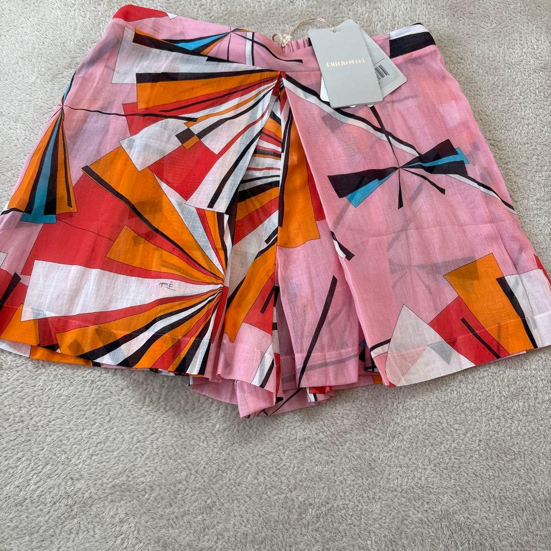 【未使用タグ付き】人気柄　エミリオプッチ　ショートパンツM 綿　ウエストゴム