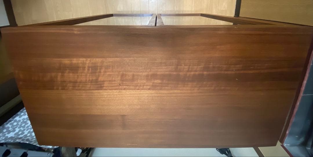 無印 木製キャビネット ガラス扉　ウォールナット材