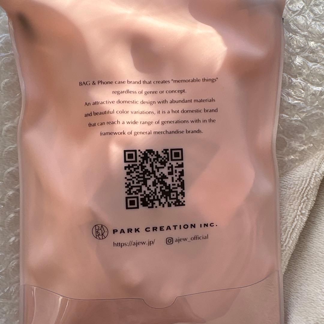 【新品未開封】ajew iPhone 16ケース シルバー