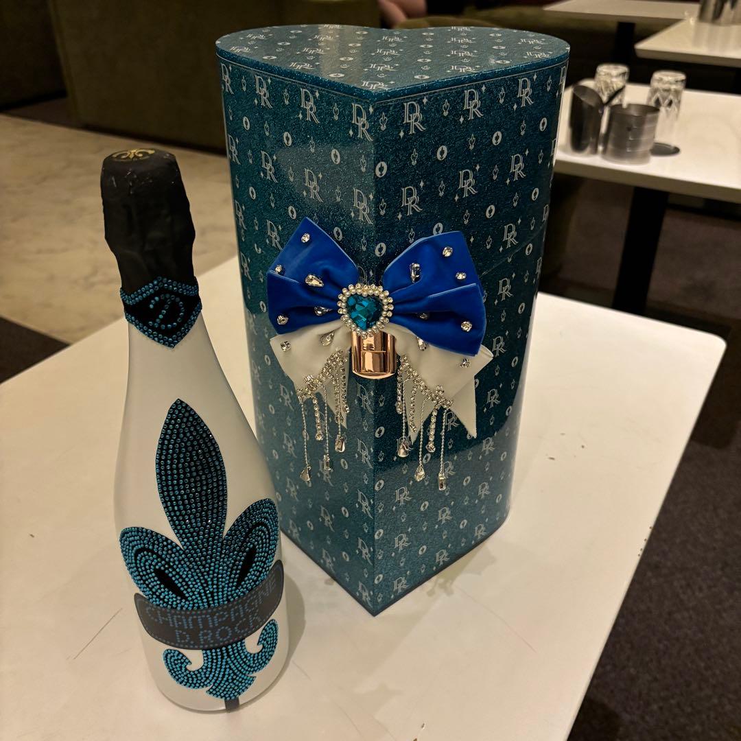 ディーロック　バレンタインデー　ホワイトデー　シャンパン