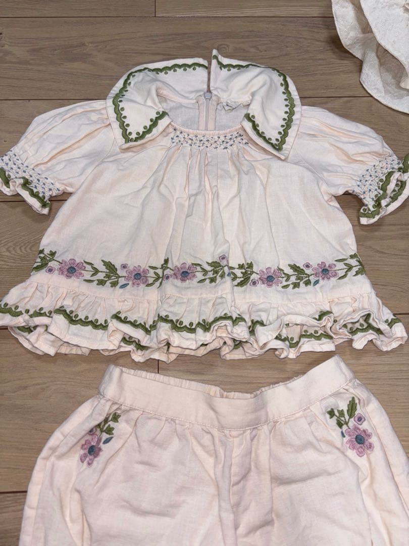 Apolina セット　3-5Y