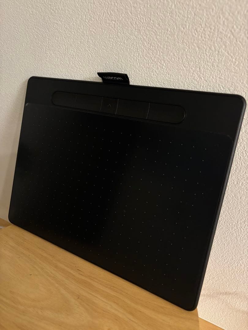 美品　ワコム WACOM Intuos 板タブレット　ブラック