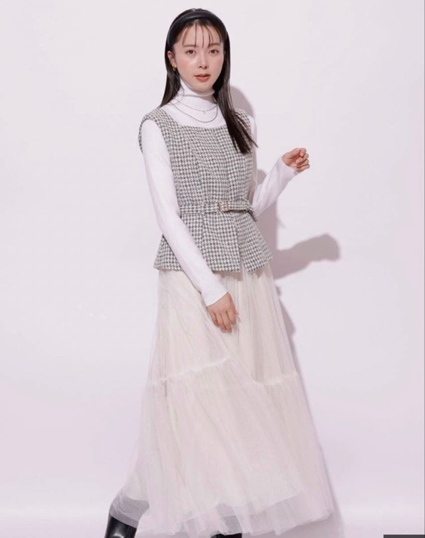 【新品タグ付き】Mystrada ジレドッキングワンピース　特殊ホワイト