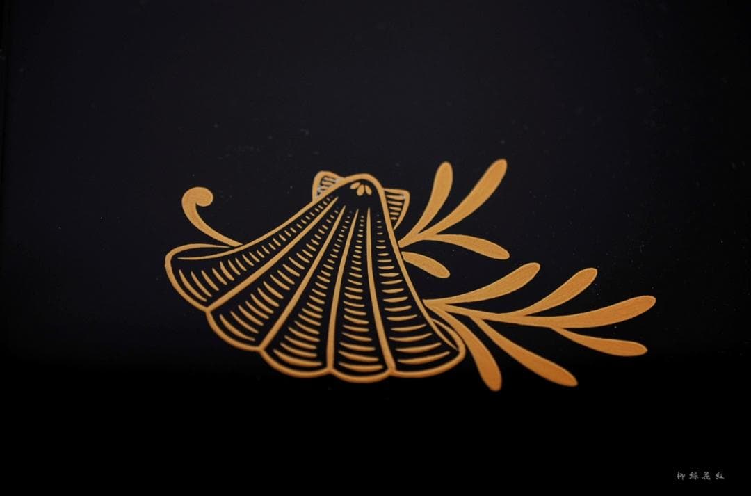 【Tatsu Kazuki】茶平一斎 海松貝蒔絵 四方盆 共箱