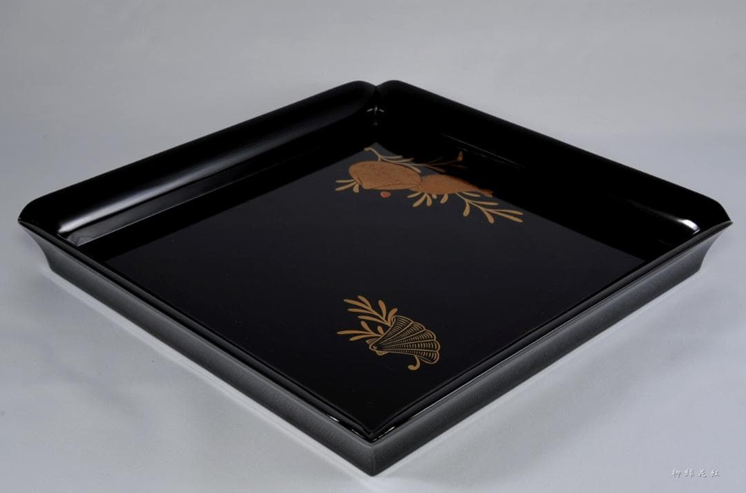 【Tatsu Kazuki】茶平一斎 海松貝蒔絵 四方盆 共箱