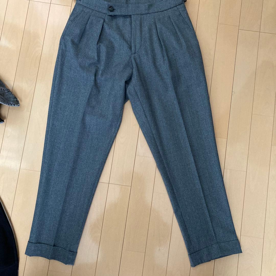 BERWICH グレー スラックス 42