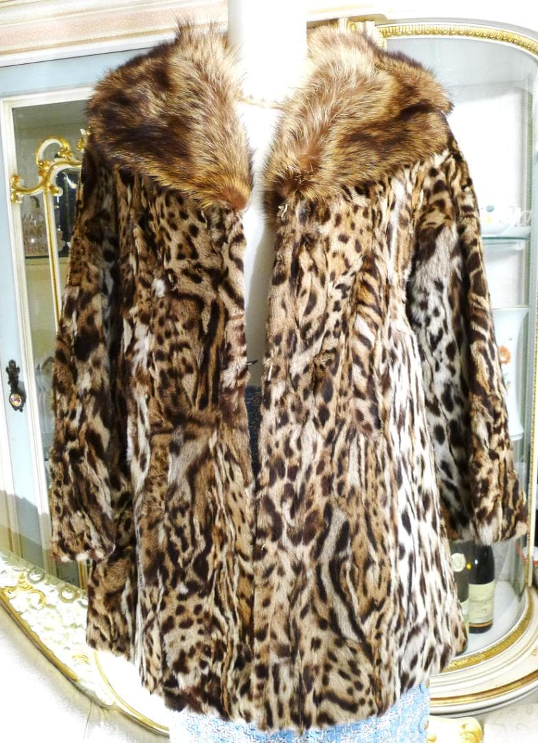 超お買い得最終価格❣️【EMBA】レオパード柄FUR＆お襟ラクーンFUR コート