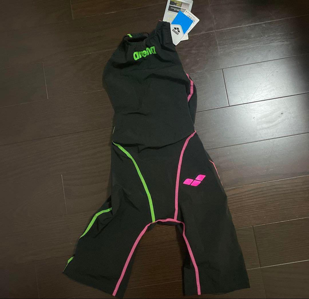 新品 arena 競泳水着 ARN-2000WN