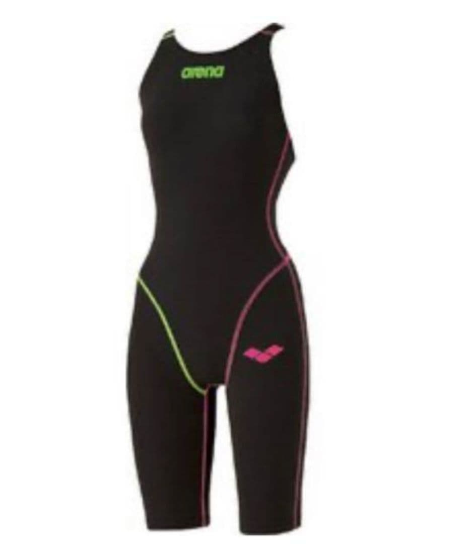 新品 arena 競泳水着 ARN-2000WN