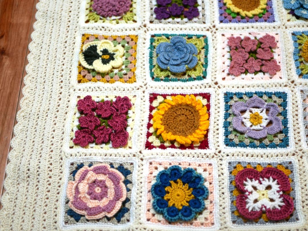fjtaさまご注文分。花柄かぎ針編みモチーフブランケット