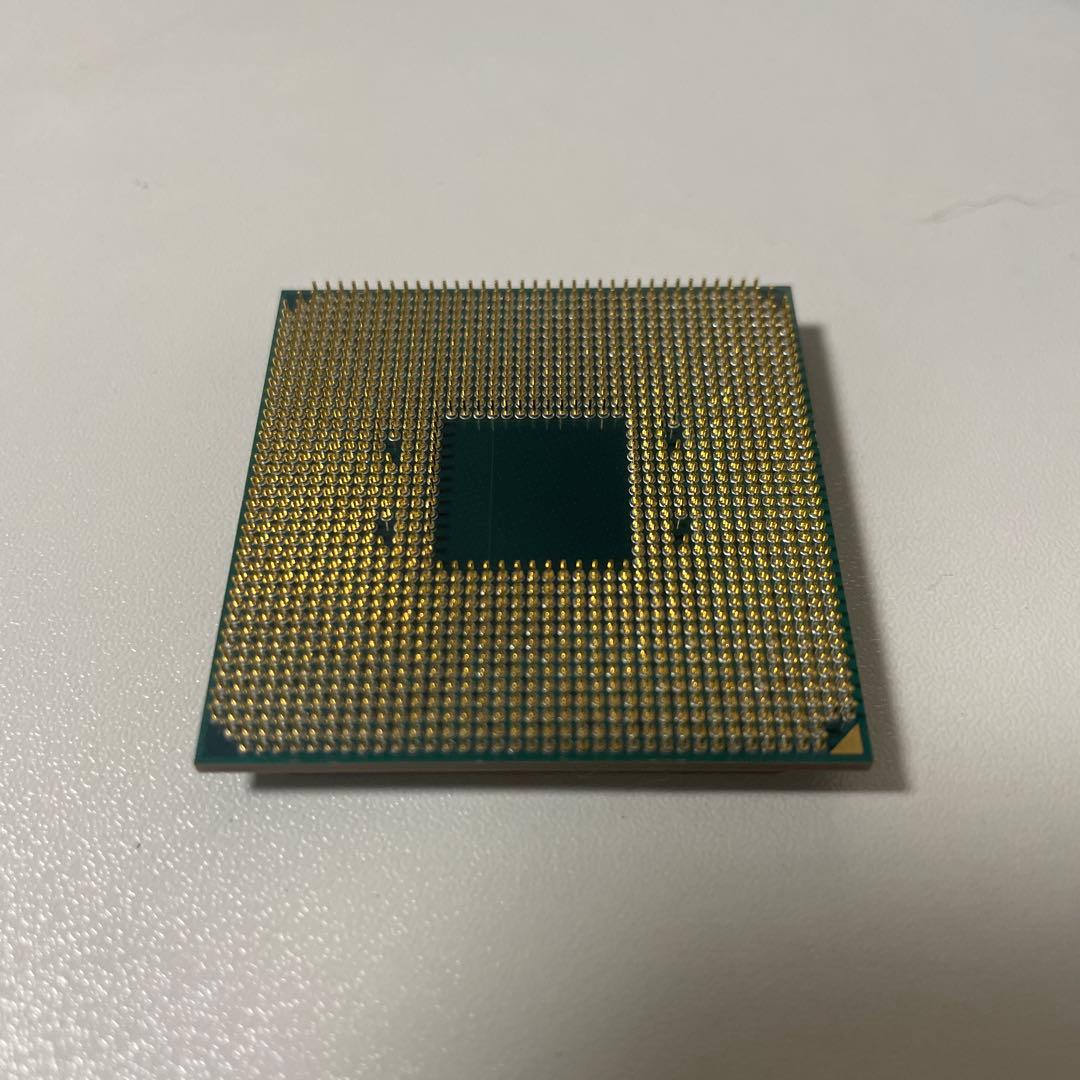 AMD Ryzen 7 5700X CPU AM4ソケット