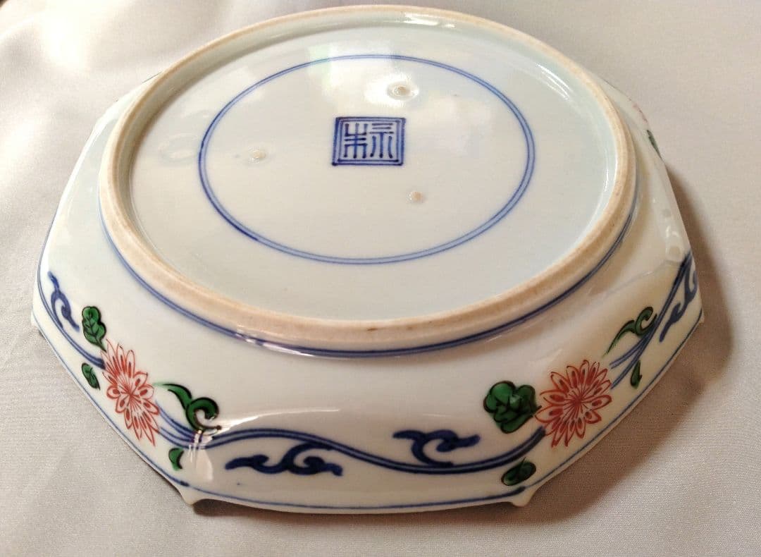 色絵祥瑞　八角形皿　九谷焼　須田菁華作