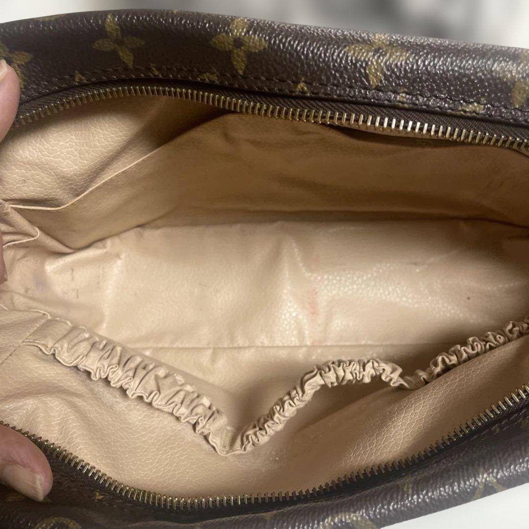 Louis Vuitton モノグラム クラッチバッグ