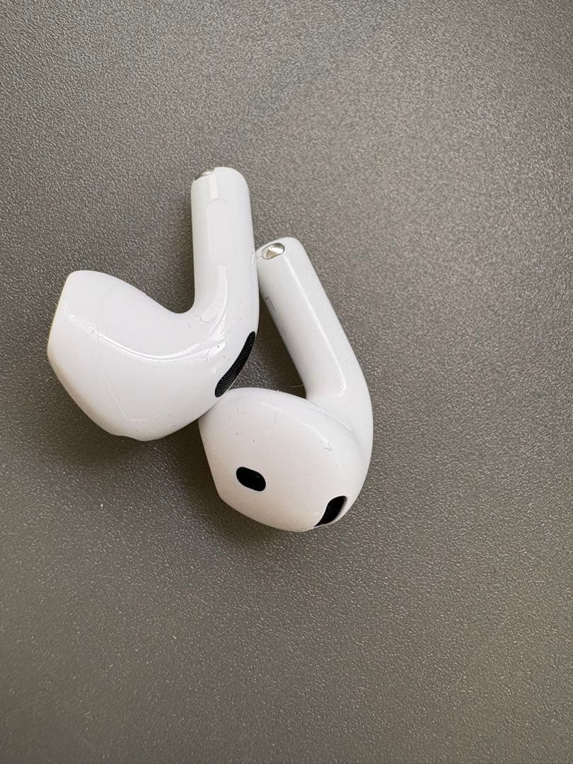 【訳あり】 AirPods 第4世代/ノイズキャンセリング対応/<No1895>