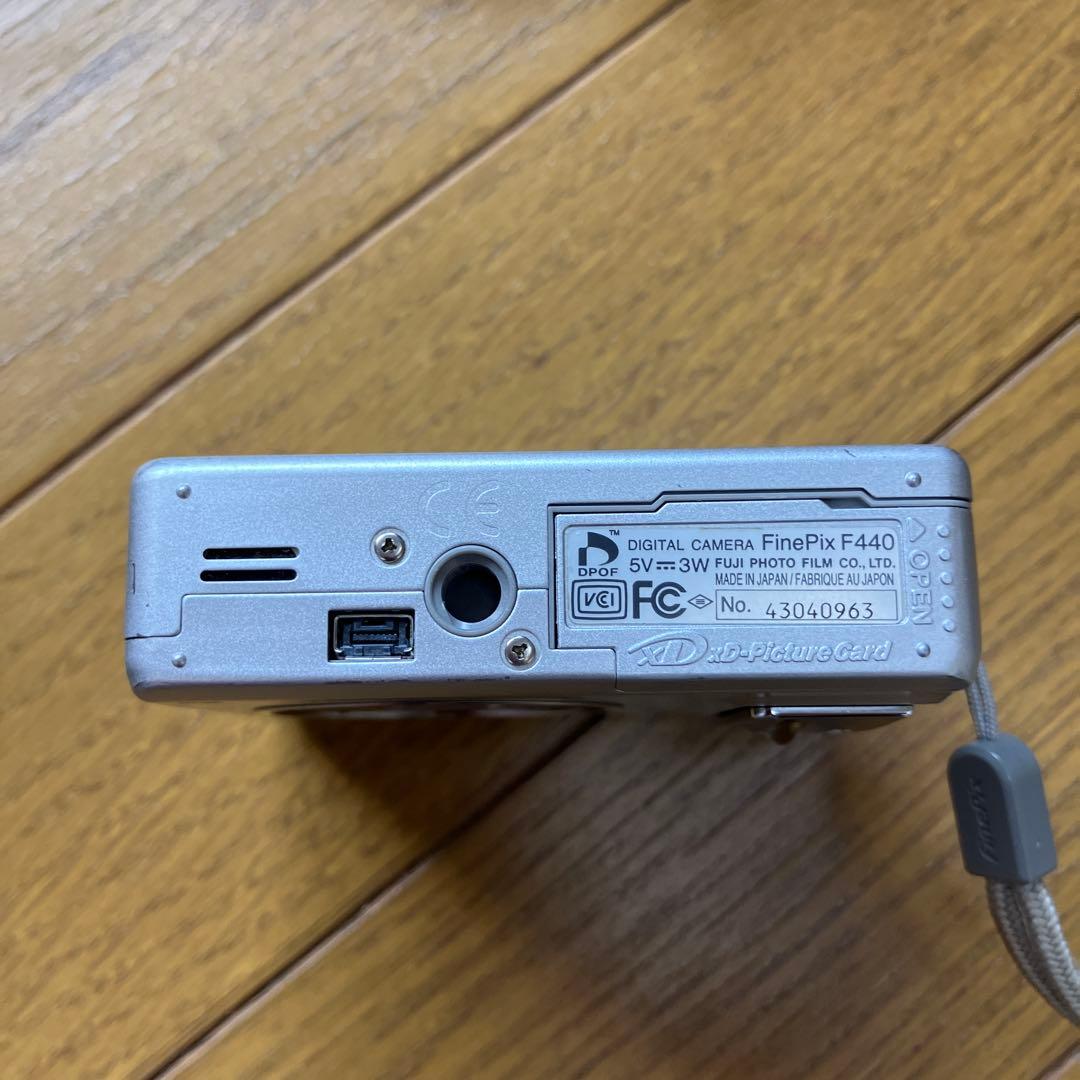 Fujifilm F440 デジタルカメラ