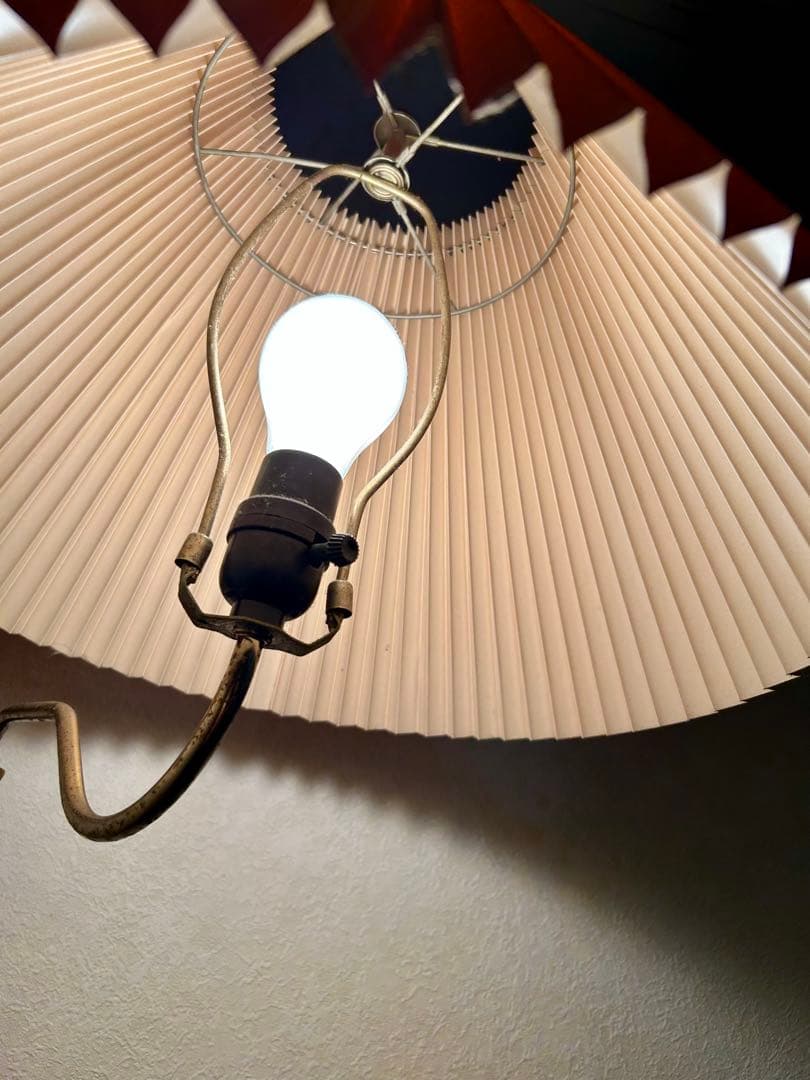 木製サイドテーブル 引き出し付き