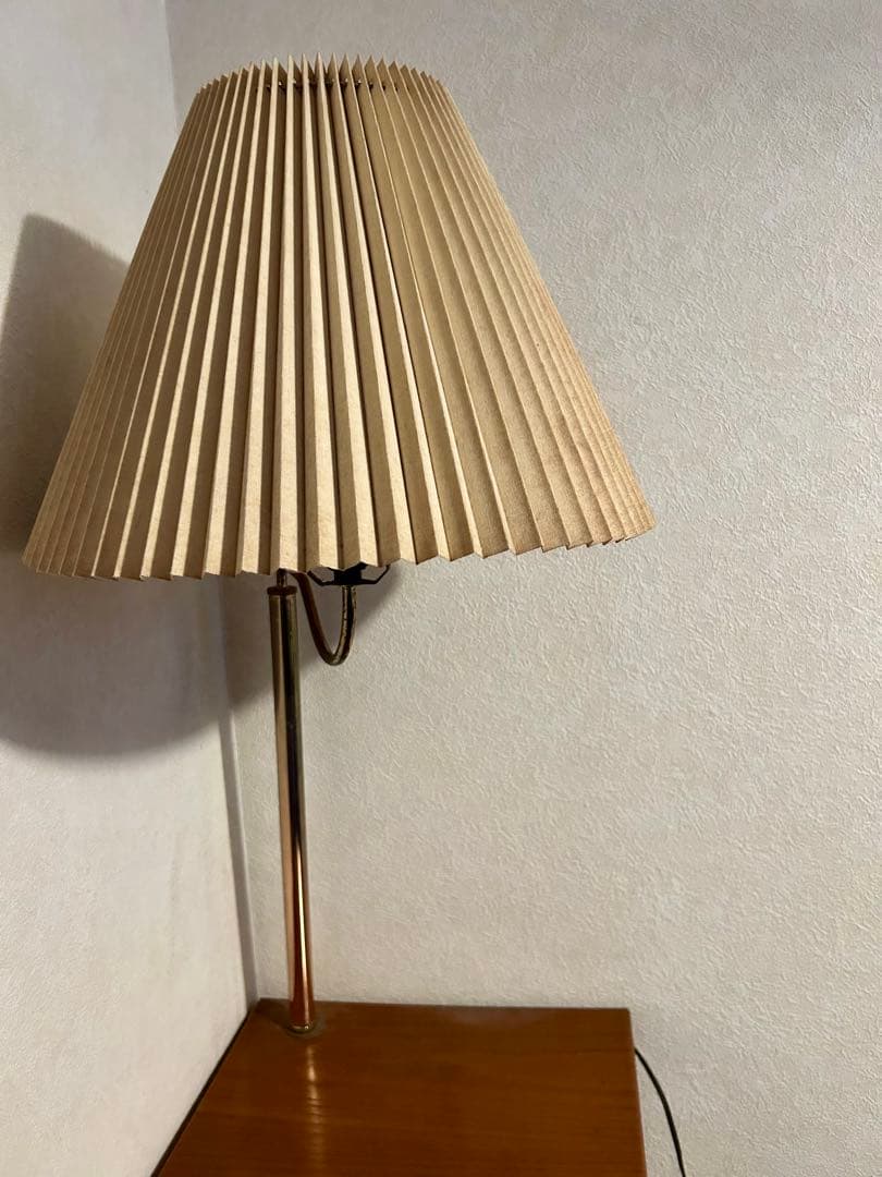 木製サイドテーブル 引き出し付き