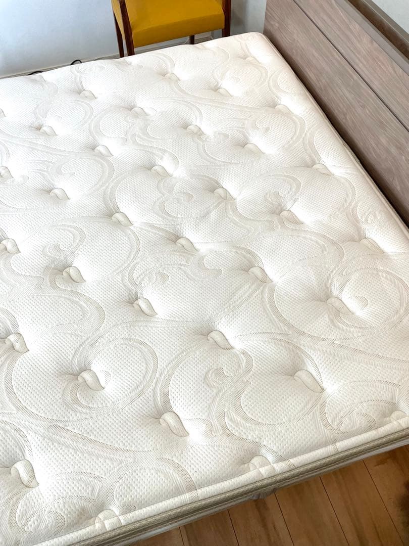 シモンズ ビューティーレストプレミアム ゴールデンバリュー　ピロートップ