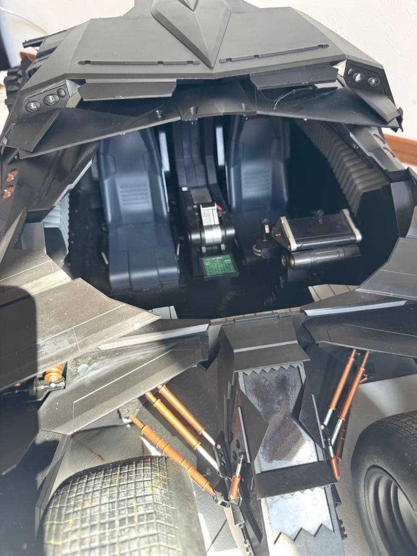 バットモービル「ダークナイト」ムービー・マスターピース 1/6