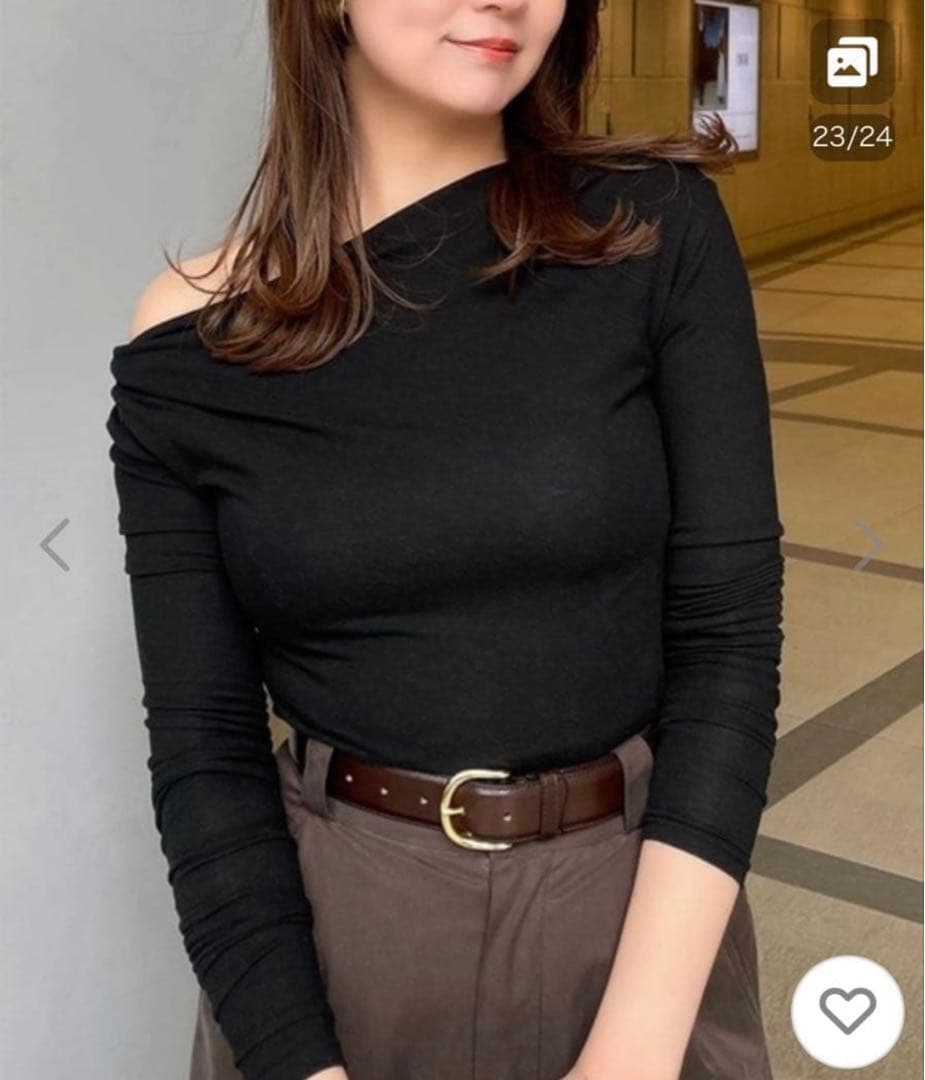 anuans ギャザードレープカットトップス　ブラック