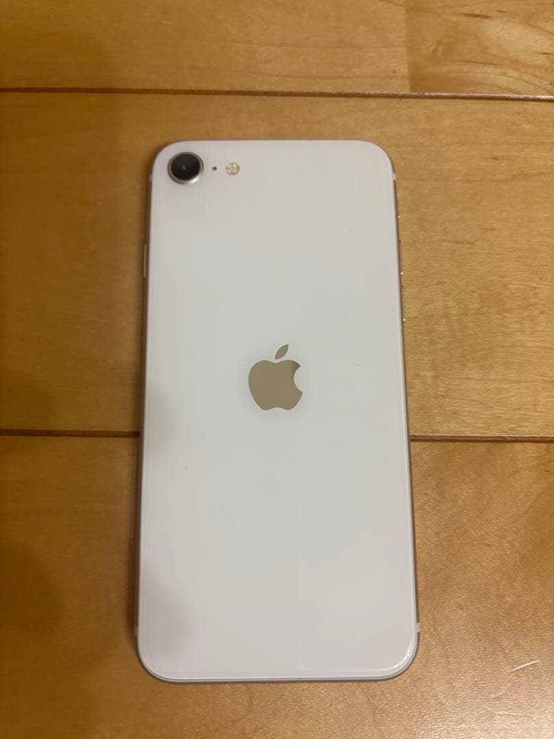 Apple iPhone SE (第3世代) スターライト
