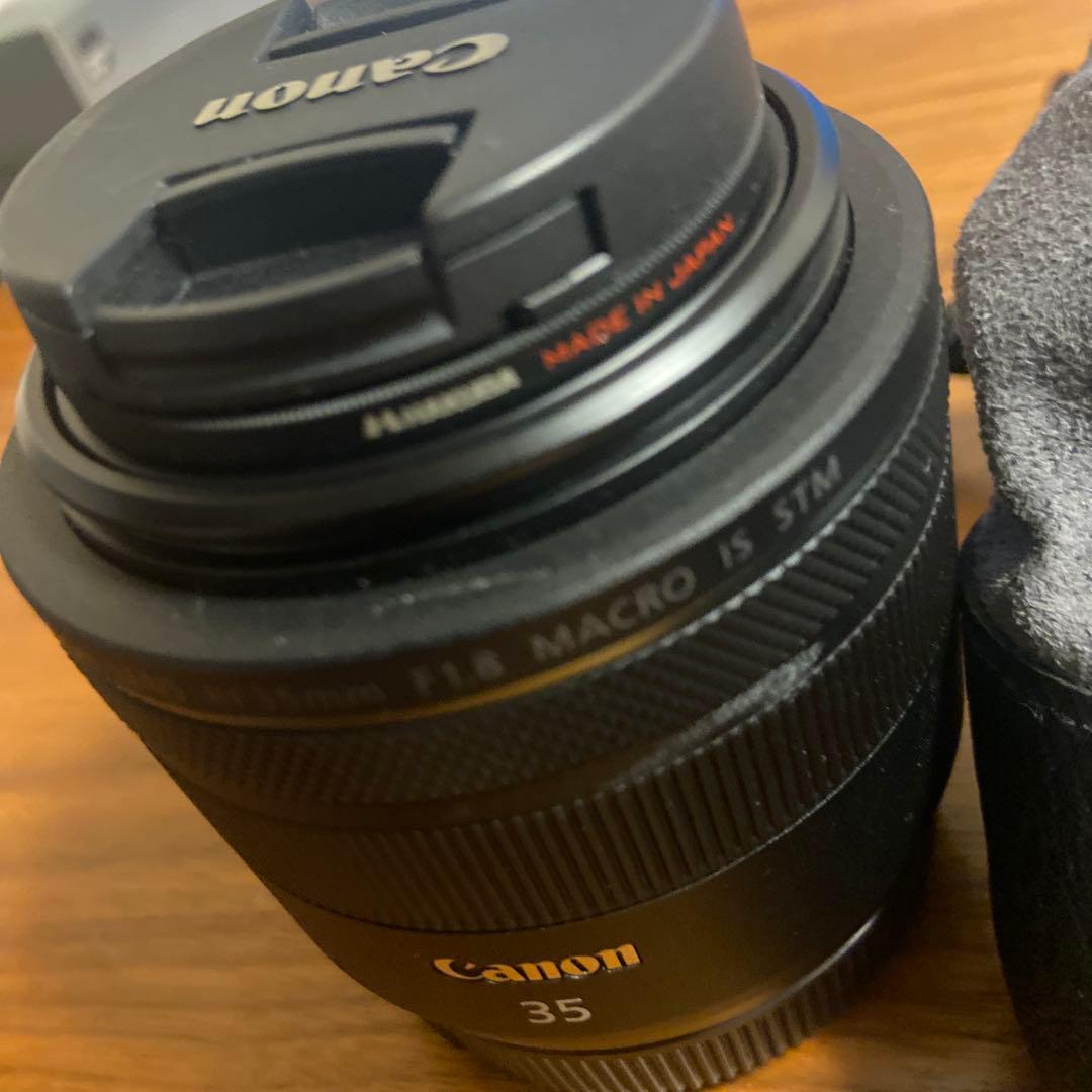 Canon RF35mm F1.8 MACRO IS STM レンズ