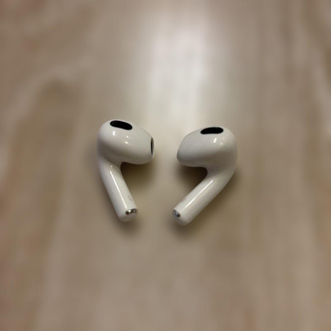 Apple AirPods 第3世代 Lightning 充電 ケース付き 純正