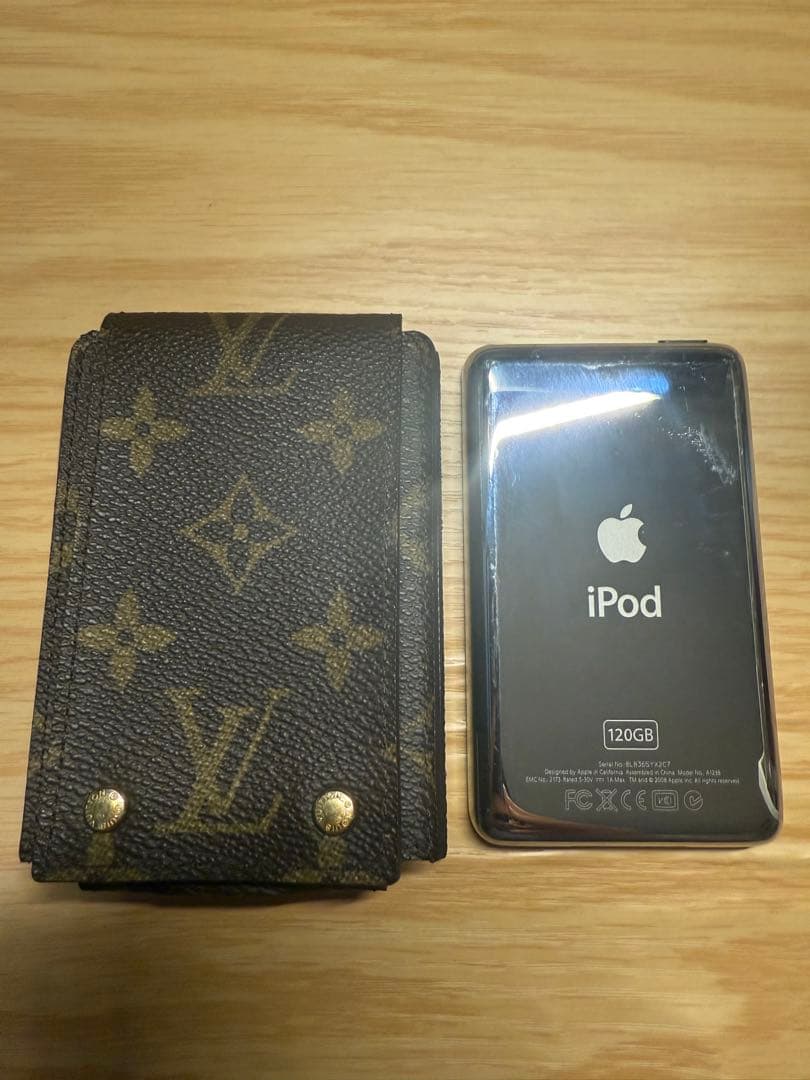 iPod Classic 80GB 極美品 Louis Vuitton ケース付