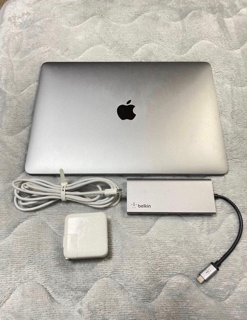 MacBook本体 Apple MacBook m1 8GB 256gb