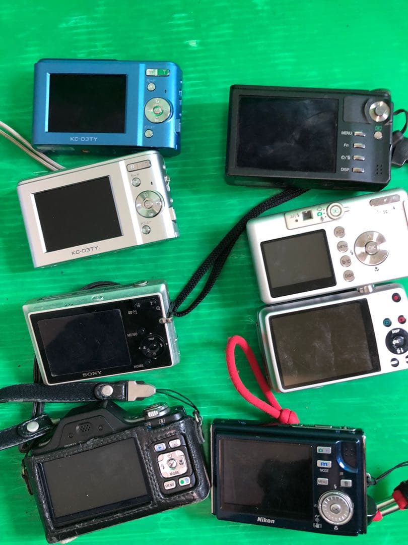 デジタルカメラ 各種 8ピースまとめ売り 動作未確認 現状渡し