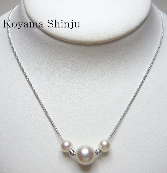 新品★小山真珠★最新デザインあこや本真珠3個付き/貫通パールペンダントネックレス